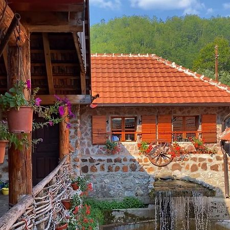 Apartment Old House Подгорица Экстерьер фото