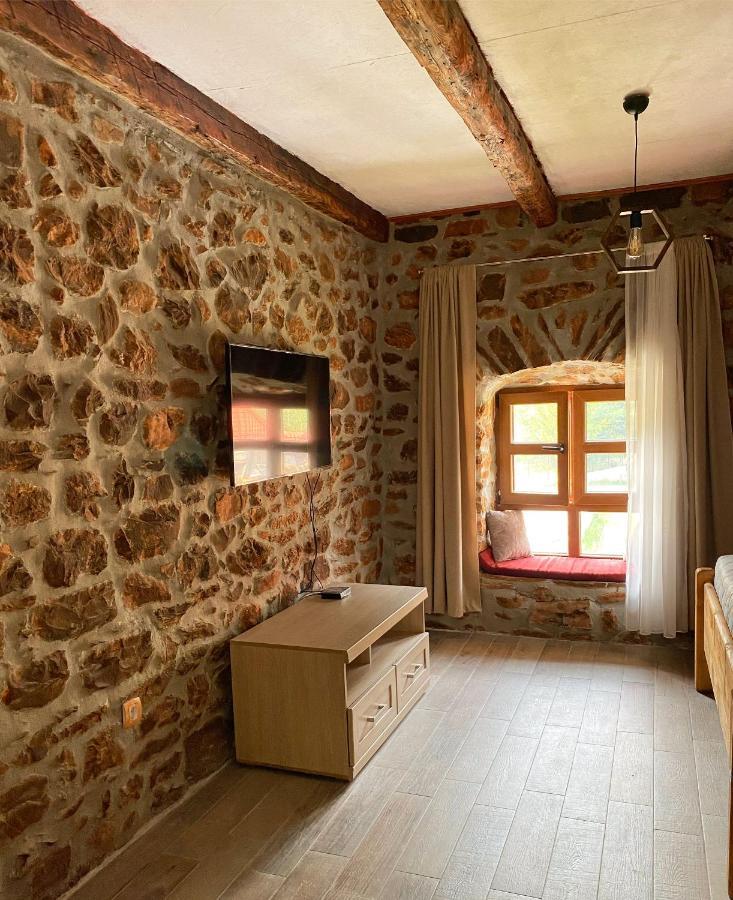 Apartment Old House Подгорица Экстерьер фото